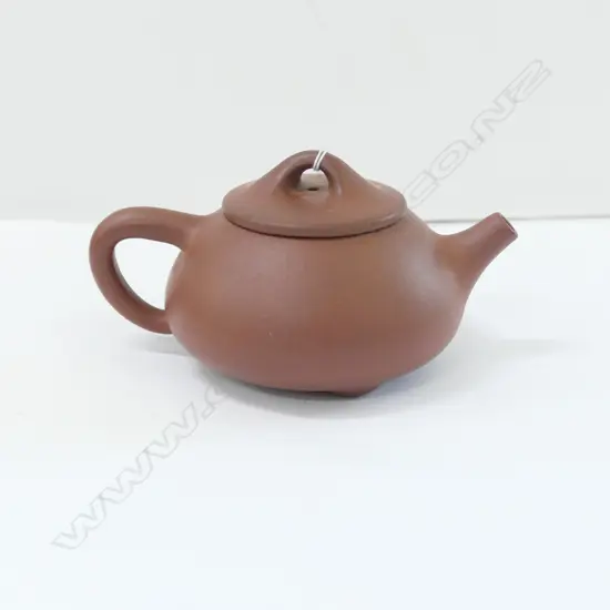 YIXING PURPLE SAND SMALL TEAPOT