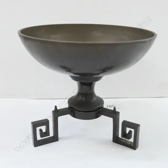 ANTIQUE / VINTAGE BRONZE BOWL 155MM H 180MM DIA