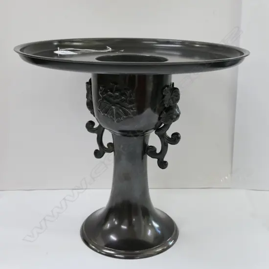 JAPANESE BRONZE HABACHI COMPORT SIGNED