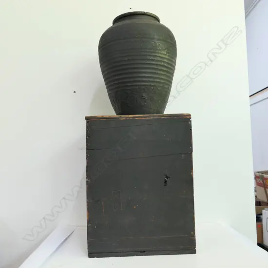 19TH CENT. JAPANESE VASE 300MM H