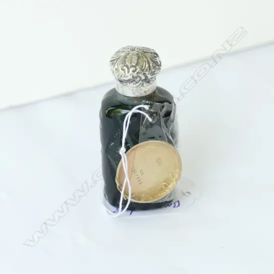 SMALL SILVER TOPPED SCENT BOTTLE + 9CT P/WATCH BACK