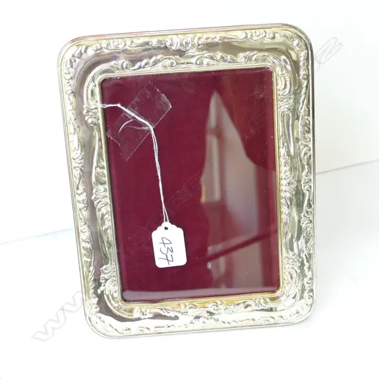 STG SILVER FRAME 235MM H X 185MM W