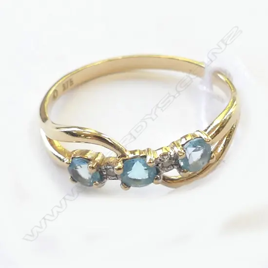 9CT AQUA/DIAMOND DRESS RING 1.7 GMS