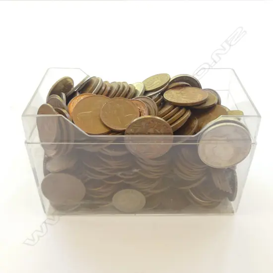 SMALL CONTAINER WITH COLLECTION OF NZ COINS