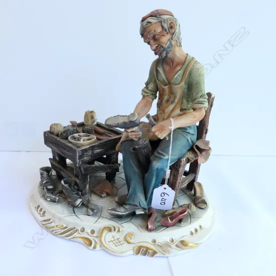 CAPODMONTE COBBLER 250MM