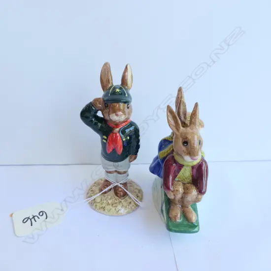 ROYAL DOULTON BUNNYKINS -BE PREPARED BP56 + BILLIE & BUNTIE SLEIGHRIDE BP4 