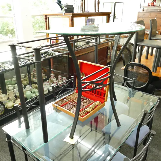 2 GLASS TOP CONSUL TABLES, REFECTORY L 1160 MM + DEMI-LUME