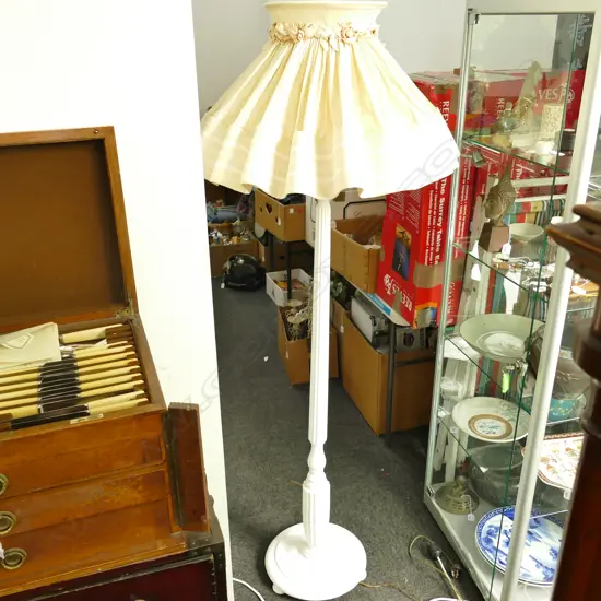 WHITE PAINTED STANDARD LAMP