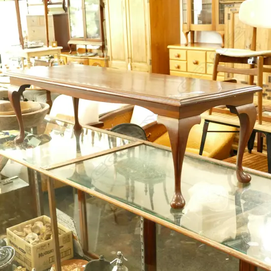 CABRIOLE LEG MAHOGANY COFFEE TABLE 1220MM L