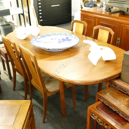 G-PLAN MID-CENTURY DINING TABLE w BUTTERFLY LEAF, + 4 CHAIRS