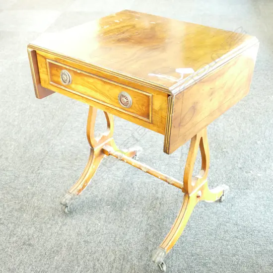 SMALL DROP LEAF SIDE TABLE