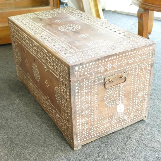 M.O.P INLAID TRUNK