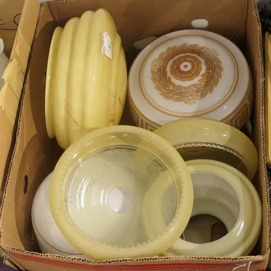 BOX LOT YELLOW ART DECO LIGHT FITTINGS
