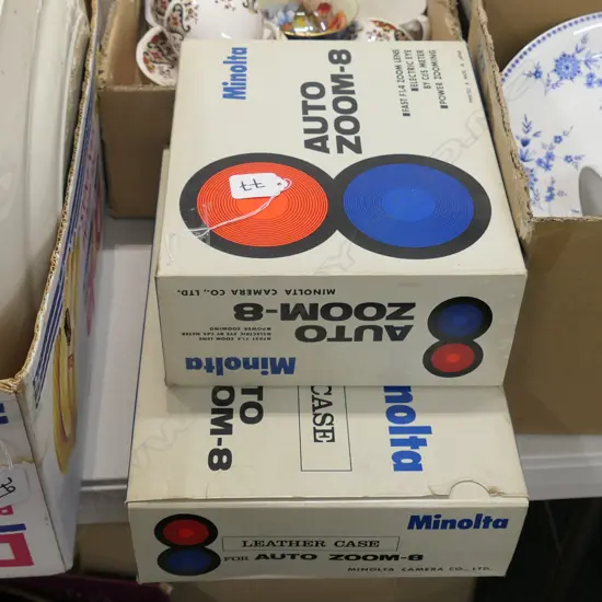 MINOLTA AUTO ZOOM 8 AND LEATHER CASE IN BOX