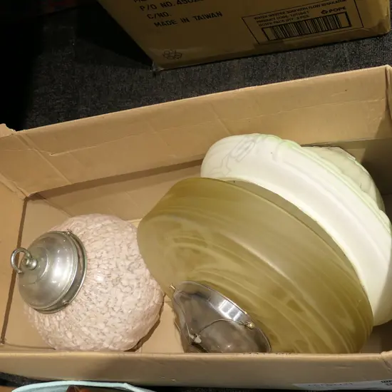 BOX LOT ART DECO LIGHT FITTINGS