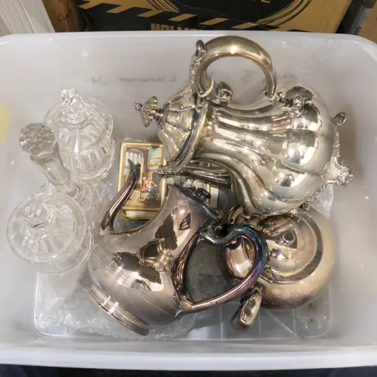 LOT ASST EP WARE /CRYSTAL CRUET/PLAYING CARDS