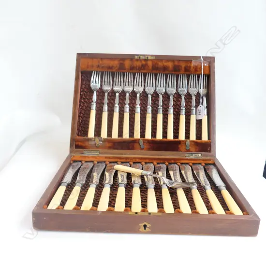 EDWARDIAN 12 PLACE, SILVER PLATE FISH SERVICE IN FITTED WALNUT CANTEEN