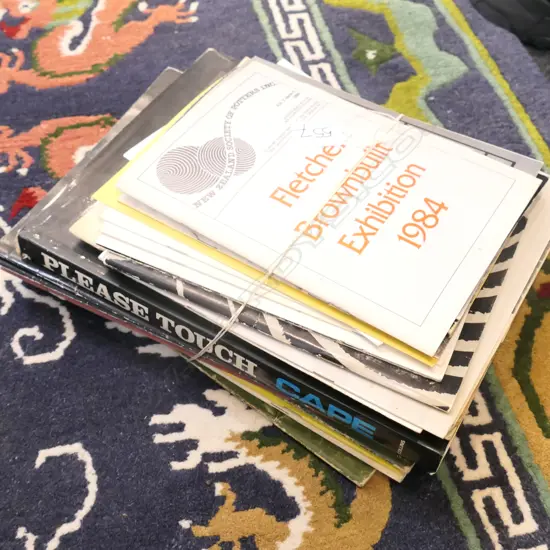 SEL NZ POTTER MGAZINES BOOK ETC...