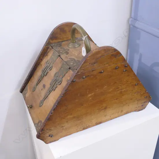 VICTORIAN WOODEN COAL BOX 