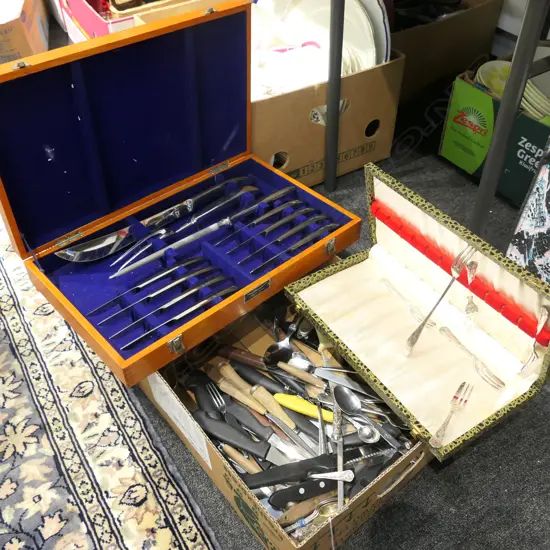 LOT ASST INCL. CANTEEN CUTLERY KNIVES ETC