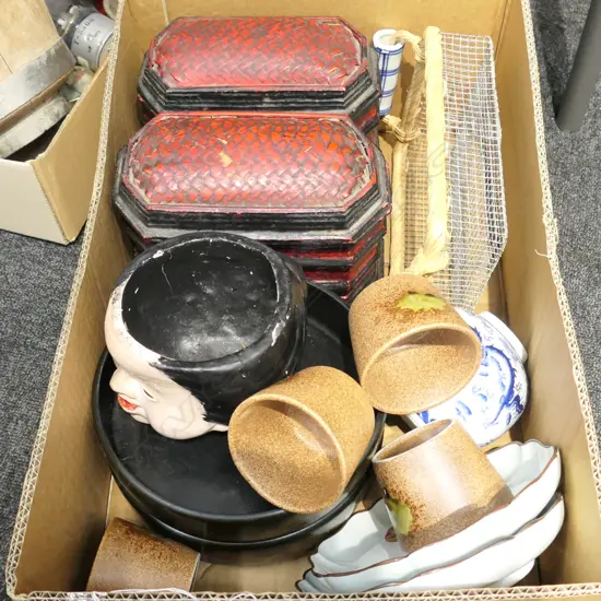 LOT ASST JAPANESE ITEMS INCL. LACQUER BOXES / CERAMICS ETC