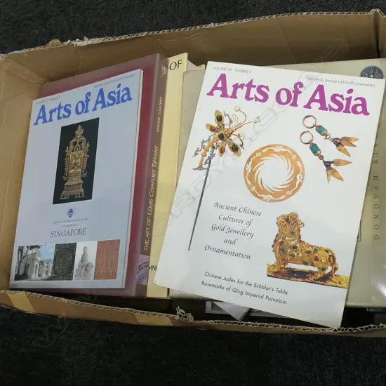 LOT ASST BOOKS - TIFFANY ETC