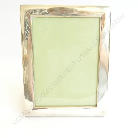 CONTEMPORY SILVER PHOTO FRAME STRUT BACK