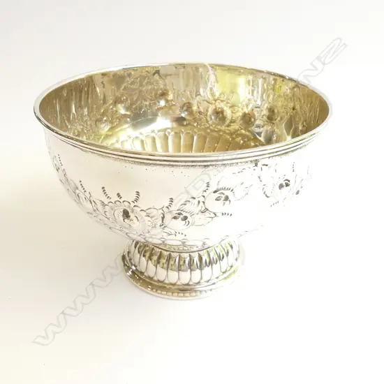 WALKER AND HALL SILVER PLATED ON COPPER FRUIT BOWL