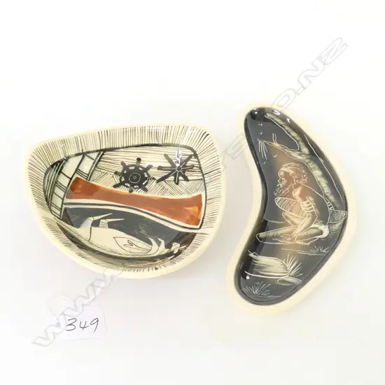 2 MARTIN BOYD POTTERY PCES