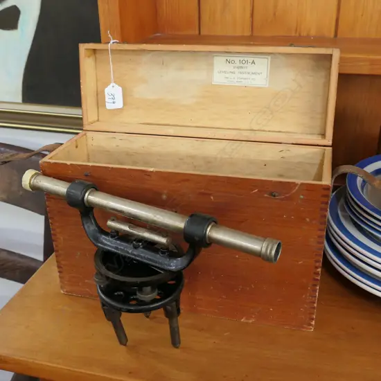 LEVELLING INSTRUMENT BY L.S. STARRET CO. USA, BOXED 320MM L