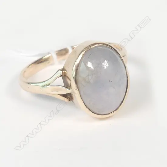 EDW 9CT MOONSTONE DRESS RING