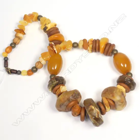 BALTIC AMBER NECKLACE