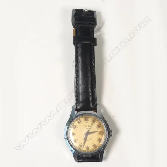 MILITARY WRISTWATCH U.S. ARMY BLACK DIAL LUMINOUS NUMBERS AND SECONDS HAND