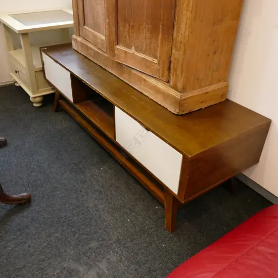 RETRO STYLE TV CABINET L 1470 MM