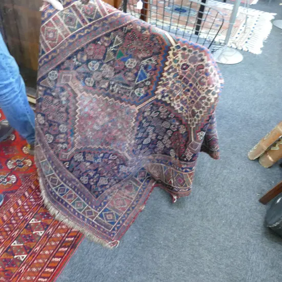 IRANIAN ANTIQUE QASHQAI DAMAGED