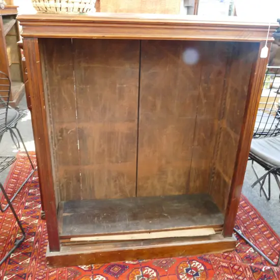 ANTIQUE STYLE BOOKCASE W. 850MM