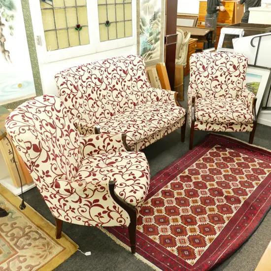 3PC MAHOGANY FRAMED LOUNGE SUITE