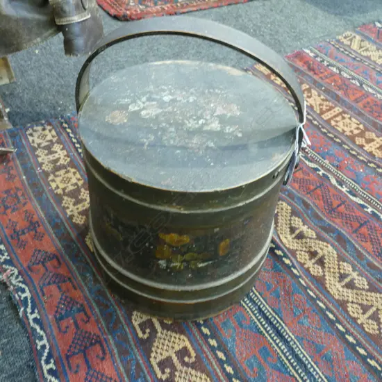 SHAKER STYLE WOODEN BOX 250MM H