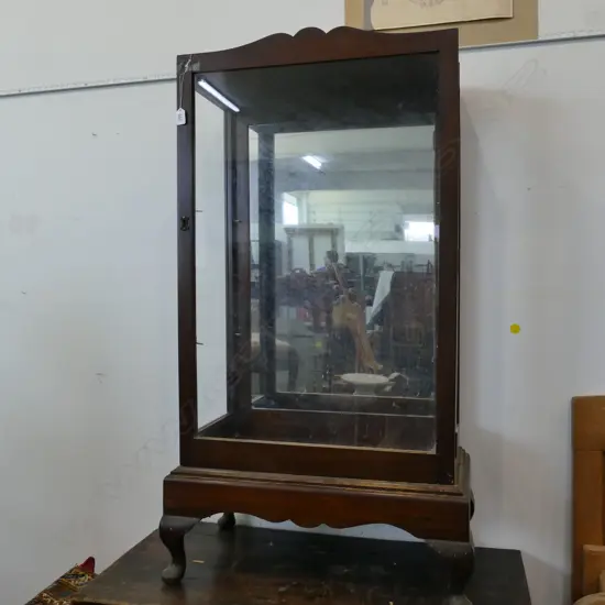 MAHOGANY CHINA CABINET A/F/ GLASS MISSING