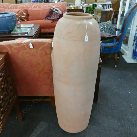 TALL TERRACOTTA POT 1M H