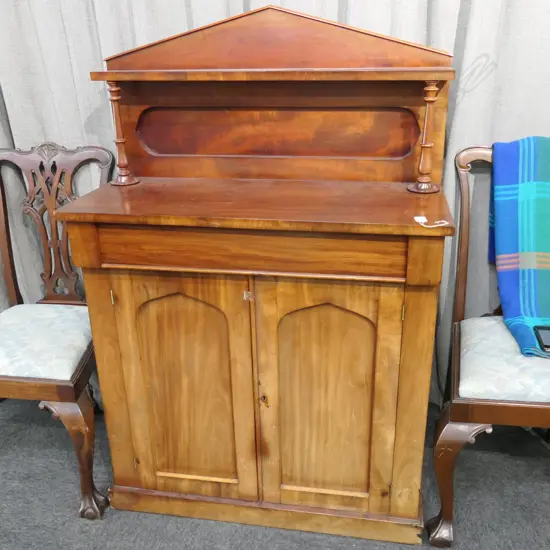 19thc MAHOGANY COTTAGE CHIFFONIER
