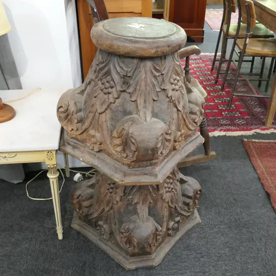 PAIR OF 19TH CENTURY CARVED WOODEN COLUMN CAPITALS 500 MM W 460MM H