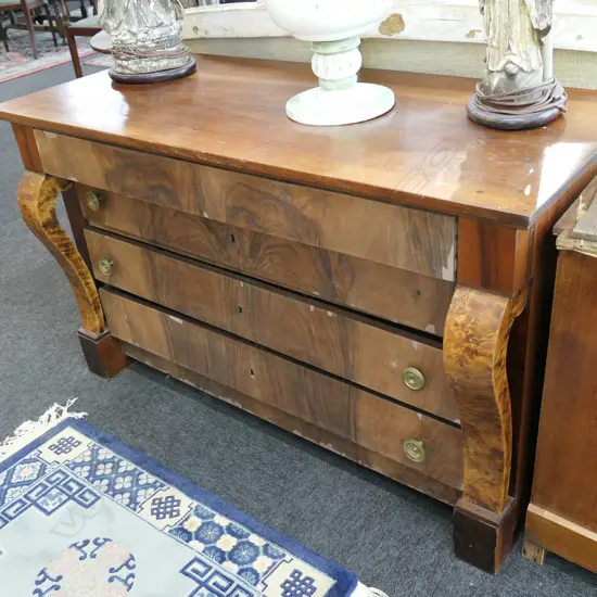 DISTRESSED REGENCY 4 DRAWER LOW CHEST W. 1310MM