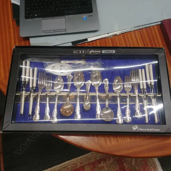 LARGE BOXED SET RODD SILVERWARE