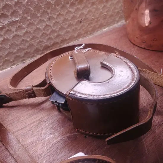 CASED MILITRY COMPASS