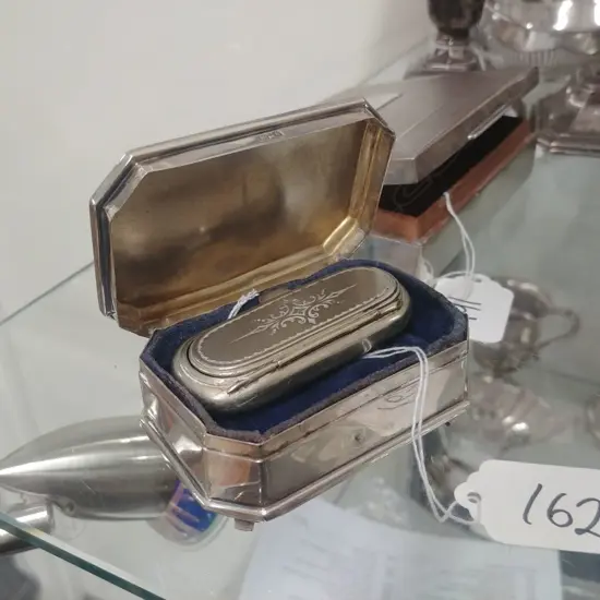 S/S LIDDED BOX + SNUFF BOX