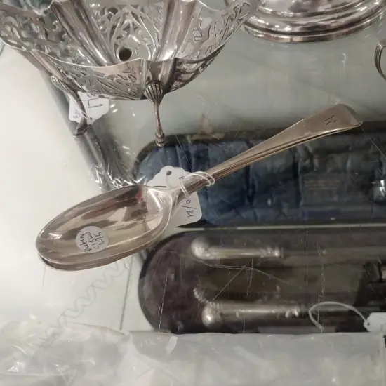 2 IRISH SILVER DESSERT SPOONS 69g