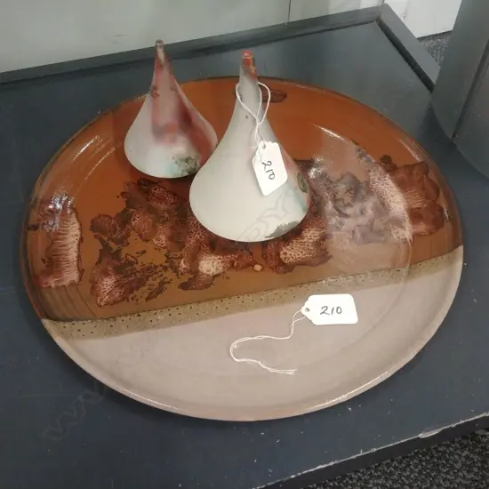 3PCS STUDIO POTTERY DISH + 2 CONICAL VASES