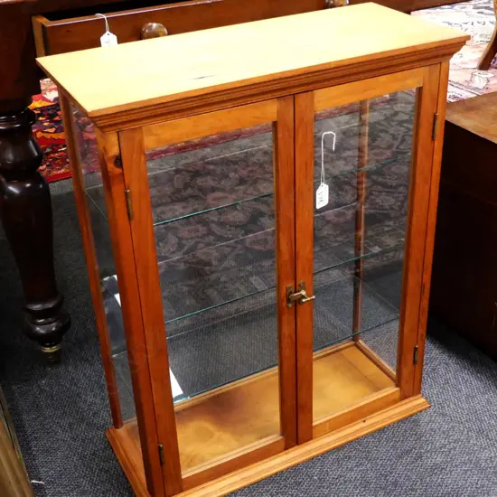 SML KAURI DISPLAY CABINET