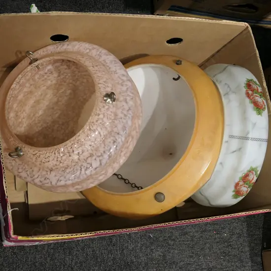 BOX LOT MISC VINTAGE PENDANTS